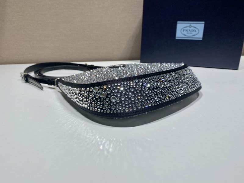 Pra*a cleo bags